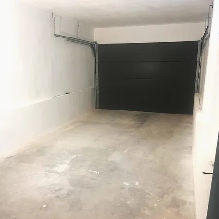 Feriehus Rare - House With Private Garage - Historic Center - 500 M - Max 6 People *